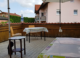Terrasse, Atelier Encaustic-Ecke, Obing Chiemgau